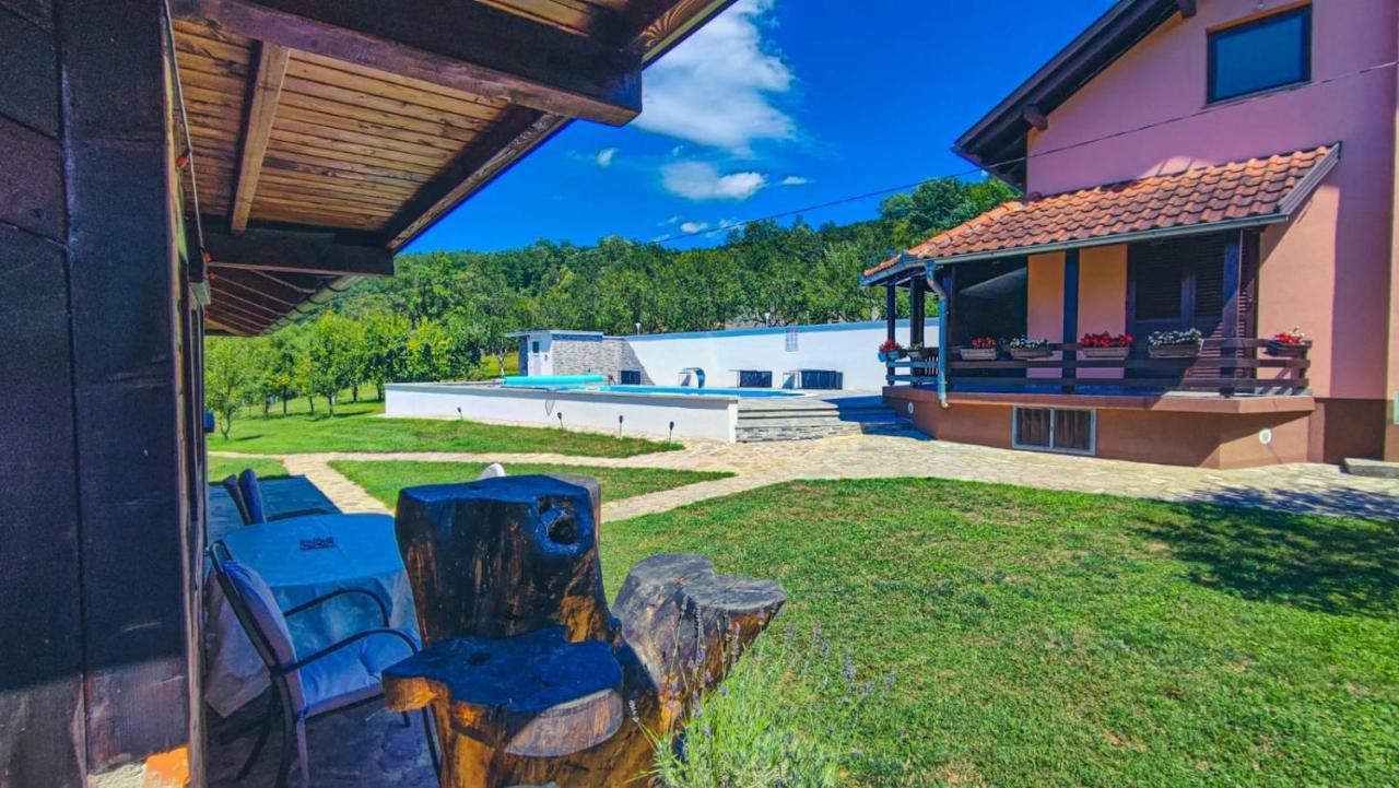Holiday Home Emir Racic Exterior photo