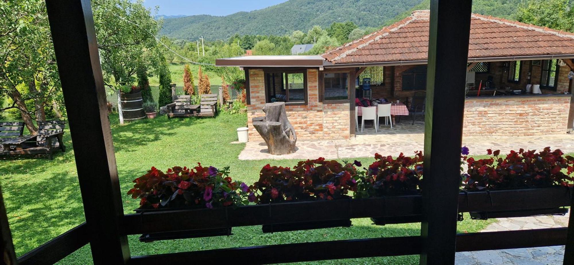 Holiday Home Emir Racic Exterior photo