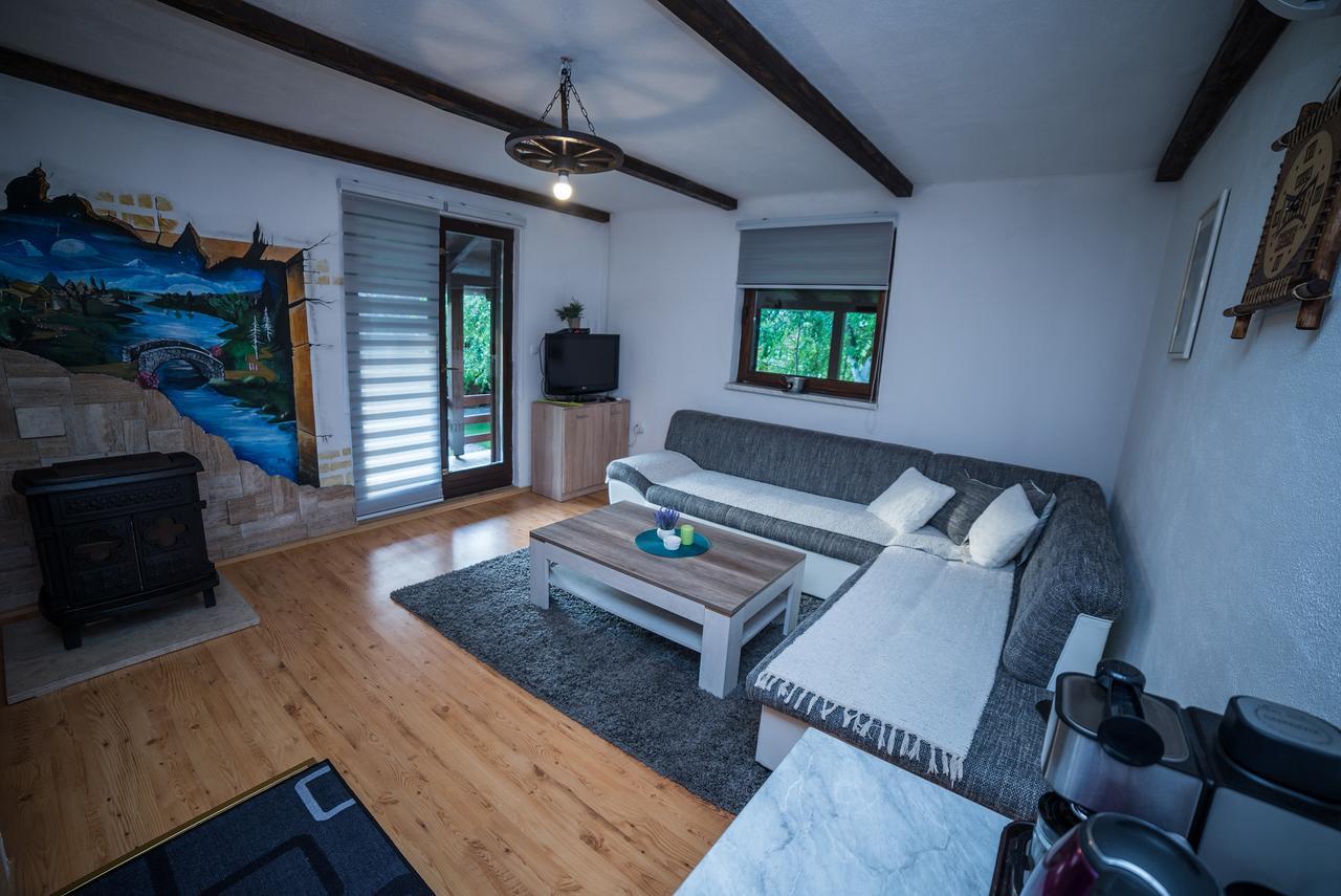 Holiday Home Emir Racic Exterior photo